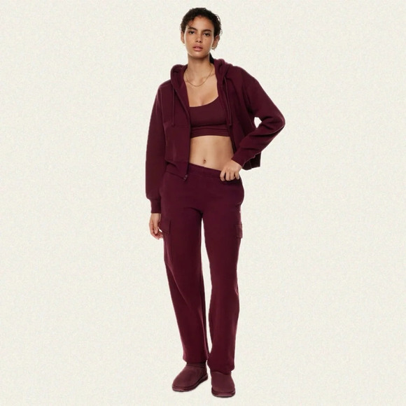 TNA x EMU Stinger Micro - Picture 2 of 13